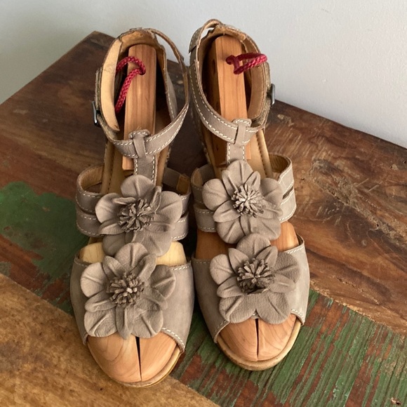 Gabor Comfort Easy Walking Open Toe Shoes Sandals size 9-10 - Picture 1 of 9